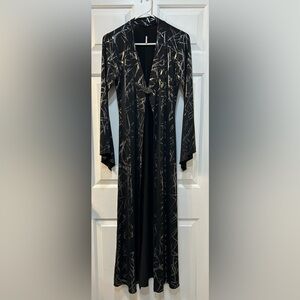 Hotline Maxi Metallic Cape Cardigan Size L Witchy Vampire Gothic Metallic Fairy
